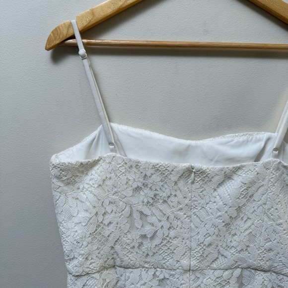 Bardot NWT Lace Dress - Picture 6 of 9